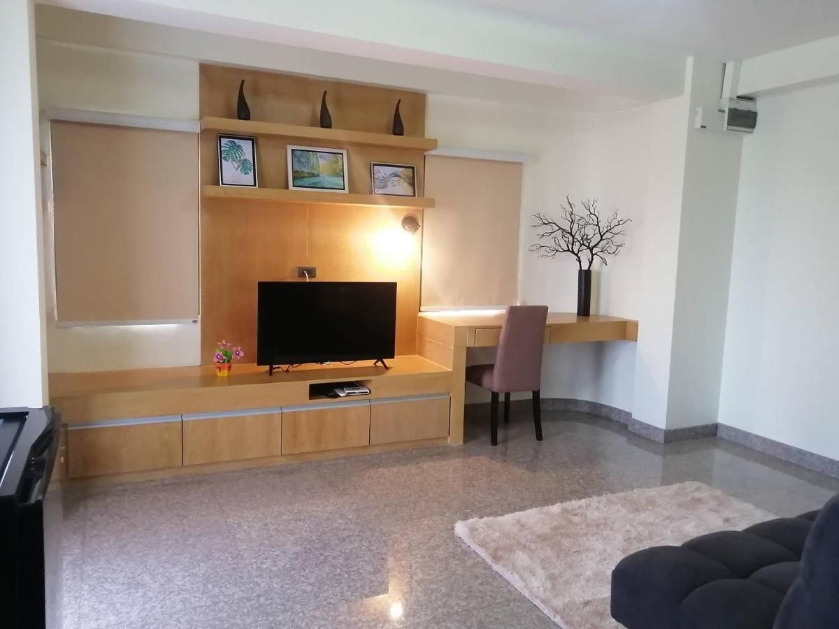 The Route Sriracha Hotel And Residence Ban Laem Chabang Ngoại thất bức ảnh