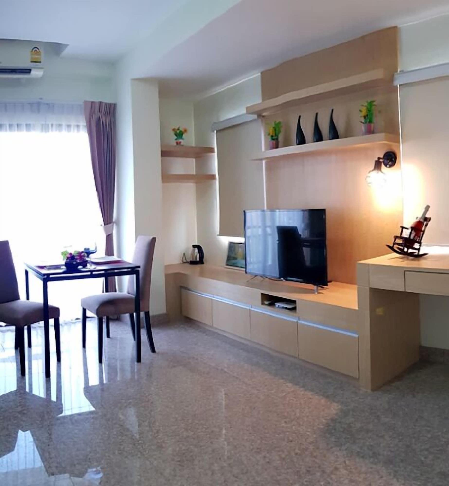 The Route Sriracha Hotel And Residence Ban Laem Chabang Ngoại thất bức ảnh