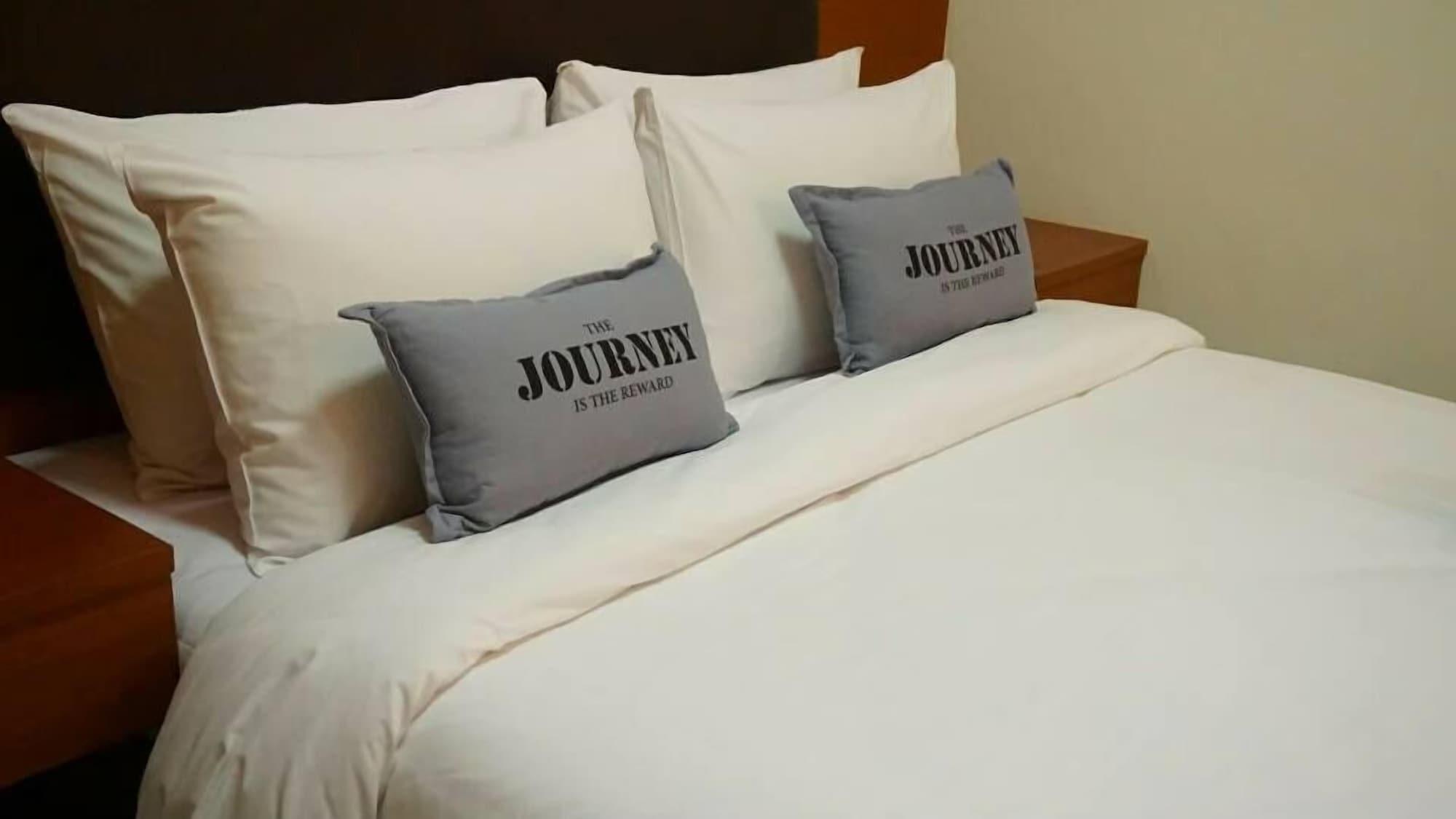 The Route Sriracha Hotel And Residence Ban Laem Chabang Ngoại thất bức ảnh