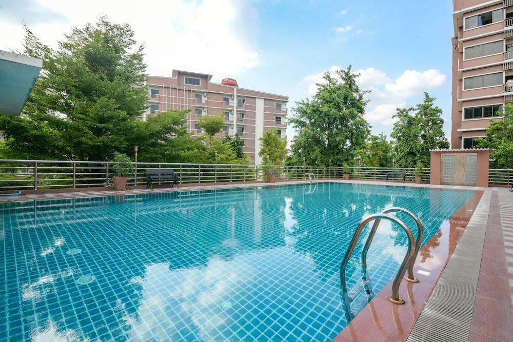 The Route Sriracha Hotel And Residence Ban Laem Chabang Ngoại thất bức ảnh