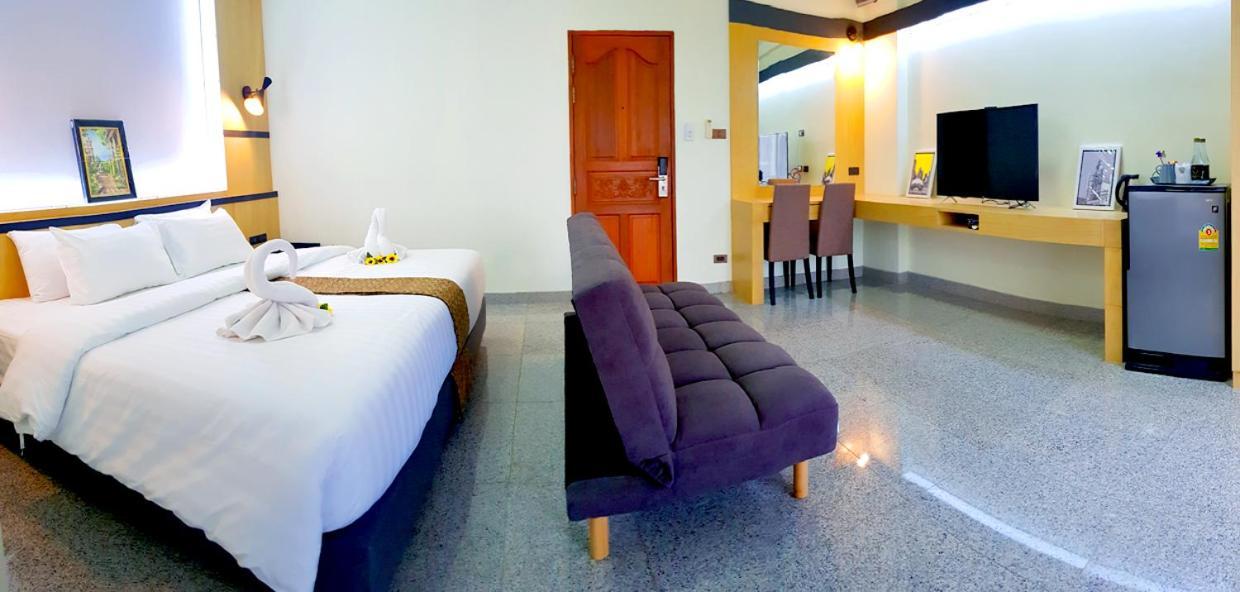 The Route Sriracha Hotel And Residence Ban Laem Chabang Ngoại thất bức ảnh